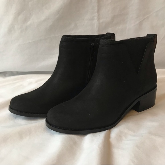 Vionic Joslyn Ankle Boot 5 Suede Leather Side Zip Short Stacked Low Heel Black - Picture 2 of 12